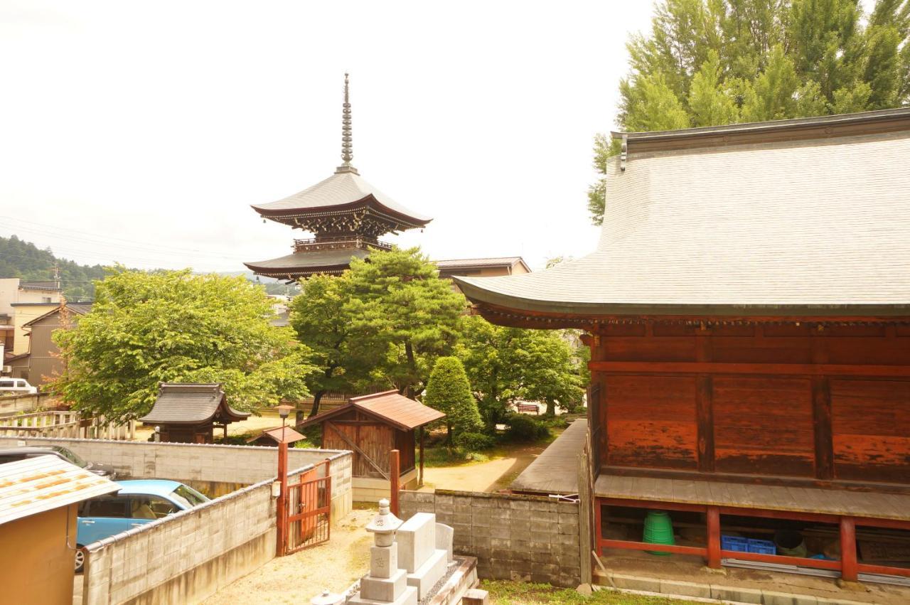 Icho Takayama Villa Takayama  Buitenkant foto